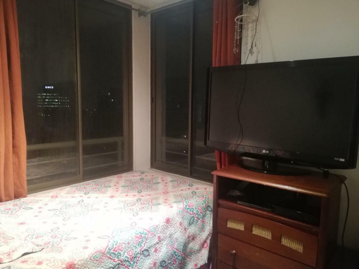 Una Habitacion Privada Con Bano Privado En Centro Historico 산티아고 외부 사진