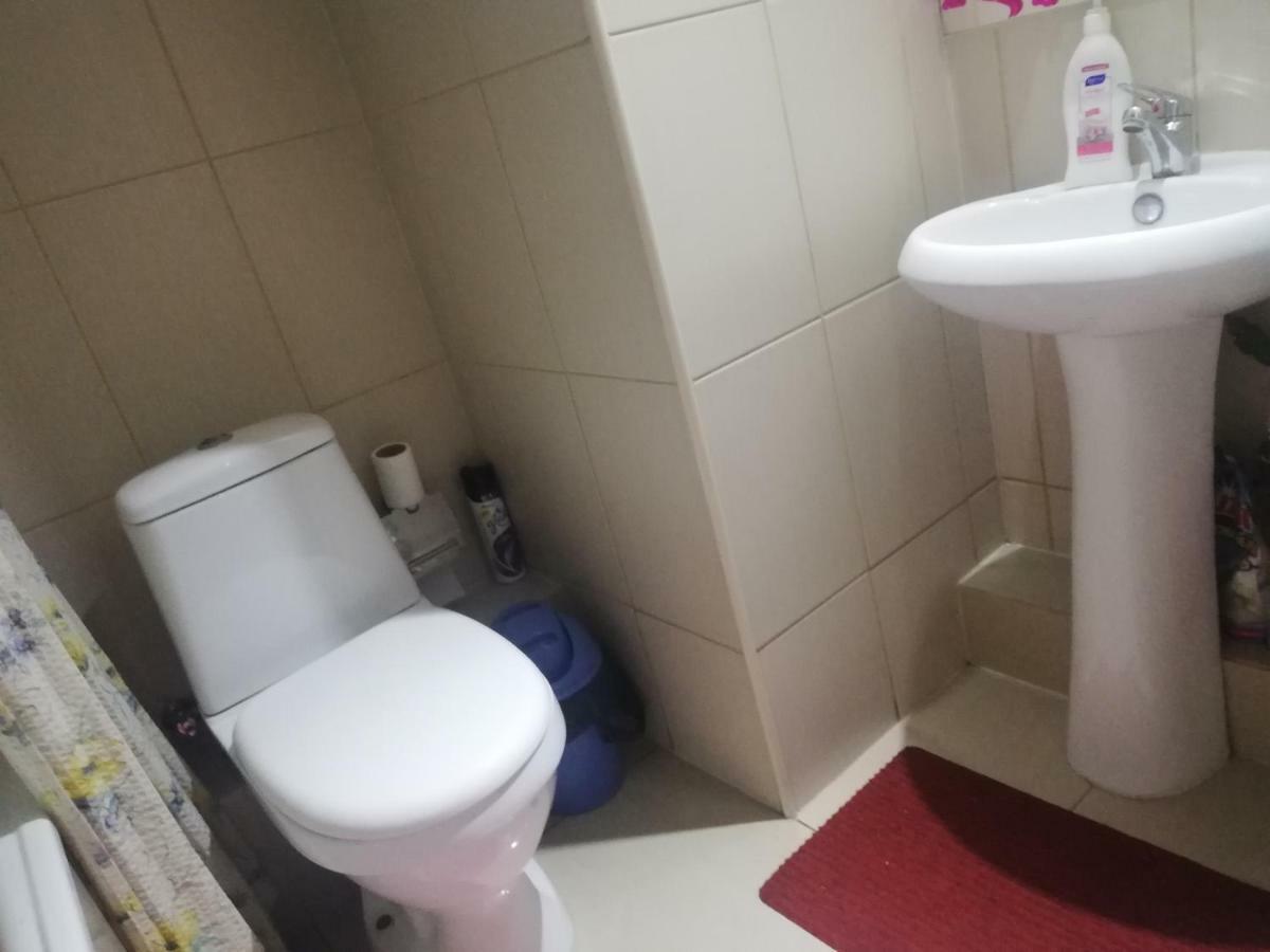 Una Habitacion Privada Con Bano Privado En Centro Historico 산티아고 외부 사진